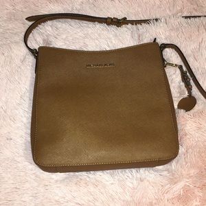 Michael Kors crossbody/shoulder purse